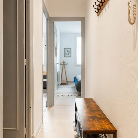 T2 Lumineux Et Cosy Idealement Situe لورد